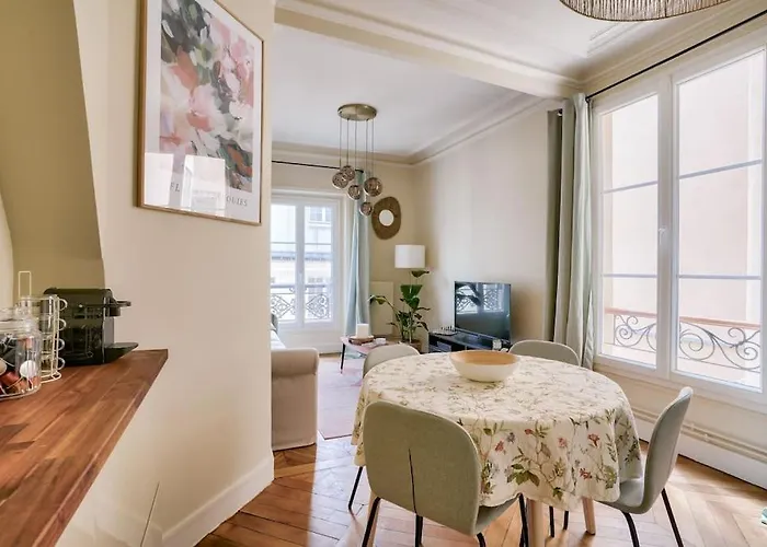 Superb 1 Bed Flat 5min Walk From The Louvre *